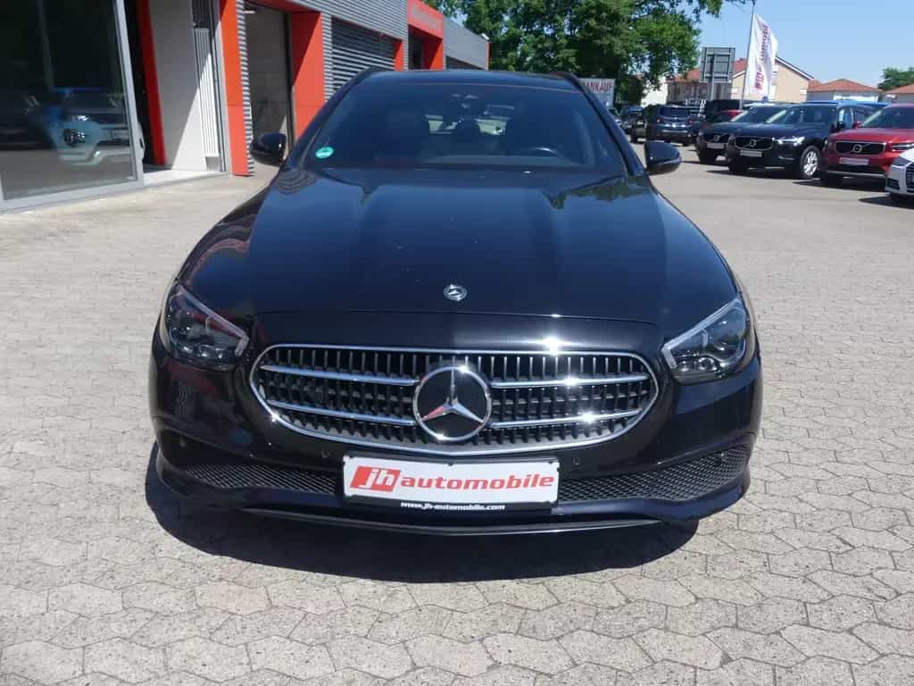 Mercedes-Benz E 220 Panorama*AHK*Kamera*Navi*SHZ*ab 299€ 09/2020-photo-10