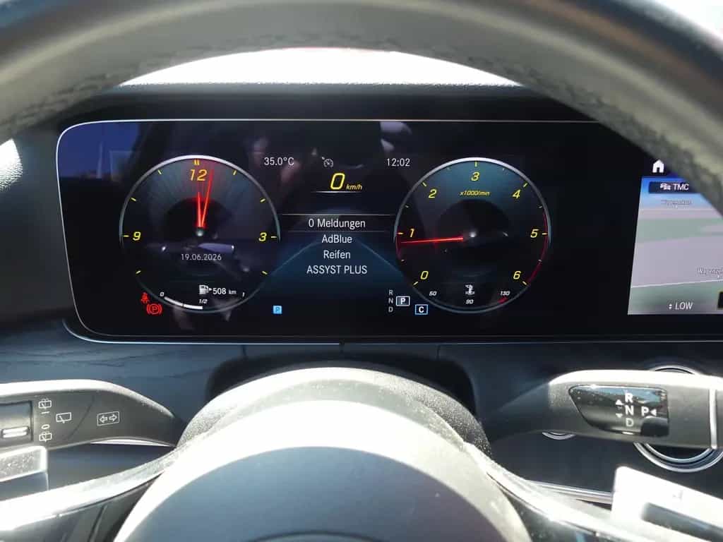 Mercedes-Benz E 220 Panorama*AHK*Kamera*Navi*SHZ*ab 299€ 09/2020-photo-15