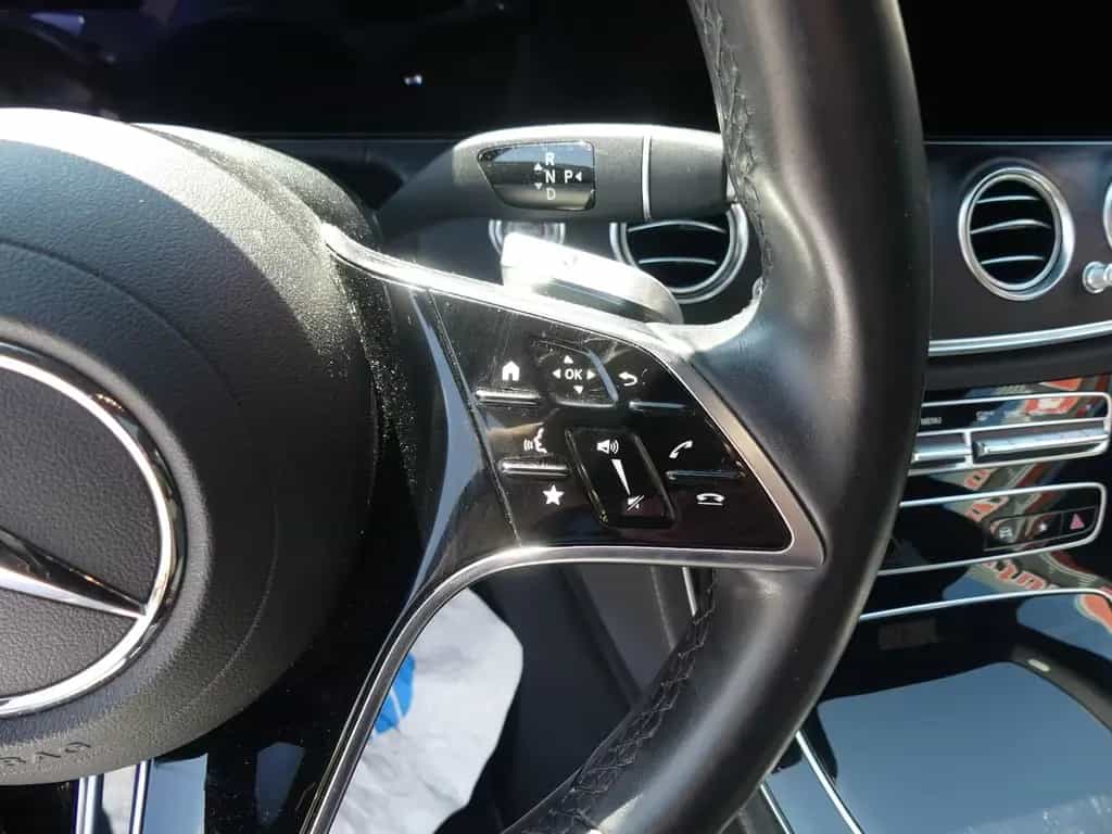 Mercedes-Benz E 220 Panorama*AHK*Kamera*Navi*SHZ*ab 299€ 09/2020-photo-17