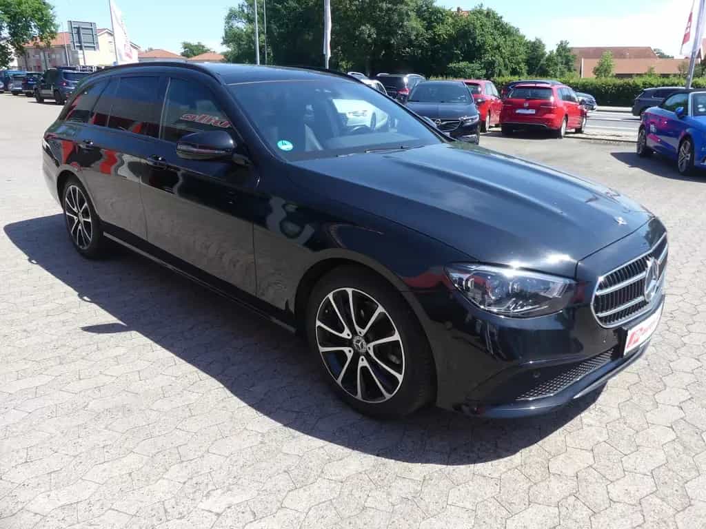 Mercedes-Benz E 220 Panorama*AHK*Kamera*Navi*SHZ*ab 299€ 09/2020-photo-9