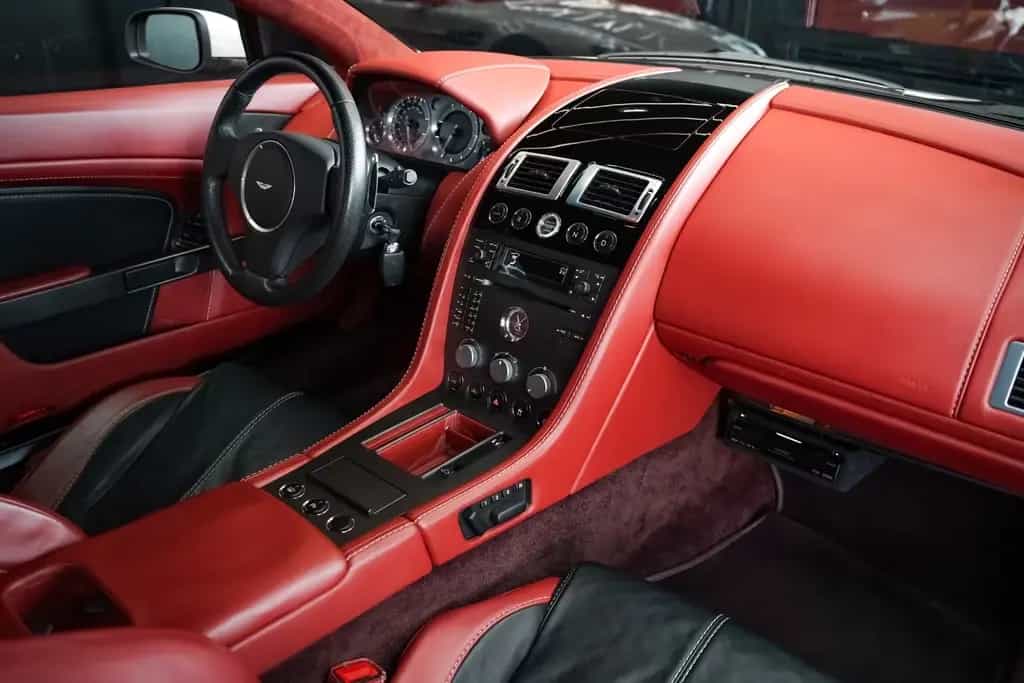 Aston Martin V8 Vantage 4.3l Speedshift|2.owner| 05/2007-photo-7