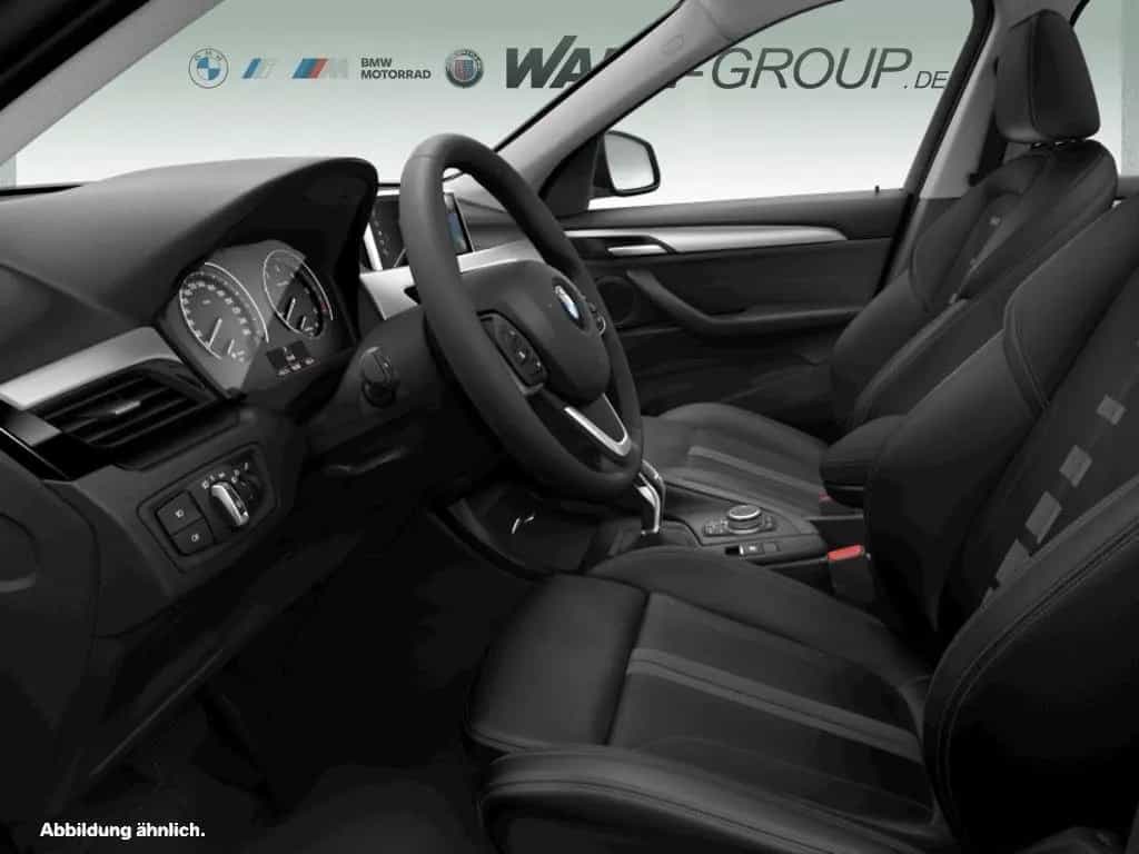 BMW X1 xDrive20d Advantage AHK eSportsitze Adpat LED 01/2020-photo-2