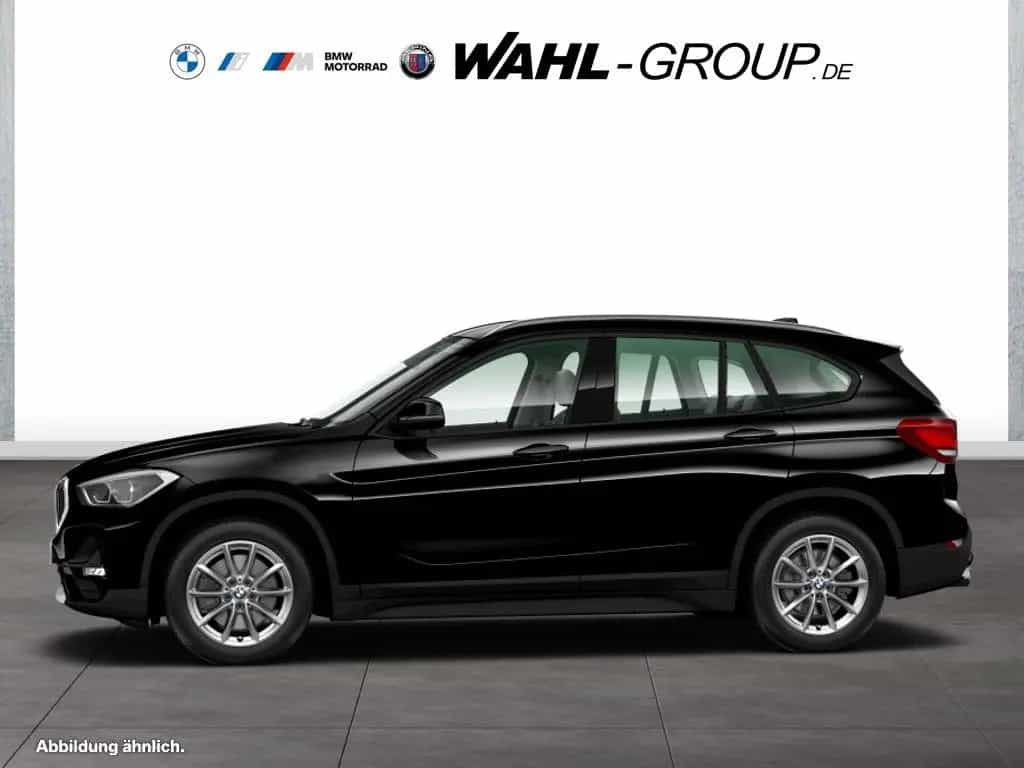BMW X1 xDrive20d Advantage AHK eSportsitze Adpat LED 01/2020-photo-4