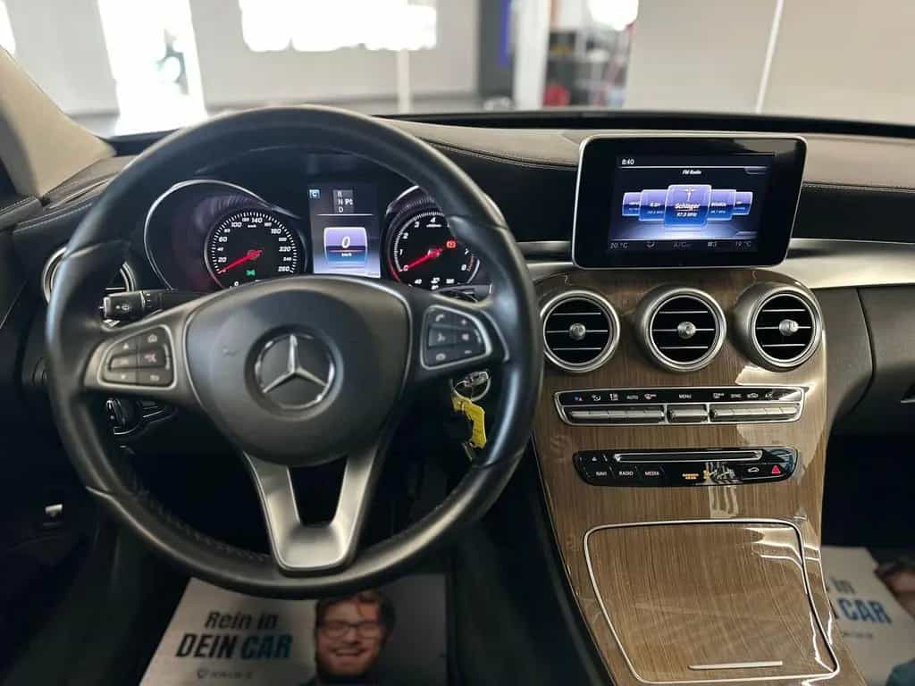 Mercedes-Benz C 200 CGI Exclusive *LED*AHK*TEMP*NAVI* 05/2017-photo-11