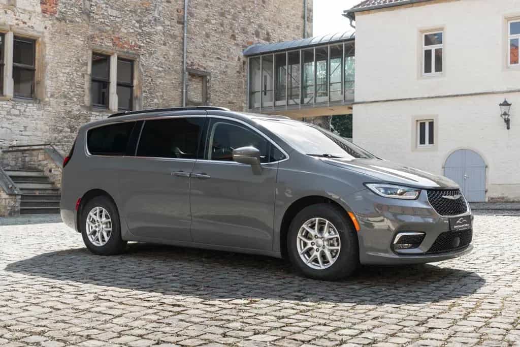 Chrysler Pacifica Touring LPG ACC 360° LED TOTW CARPLAY 07/2022-photo-2