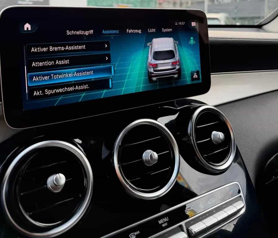 Mercedes-Benz GLC 220 d 4Matic *1Hand*MwSt*Kamera* 10/2019-photo-15