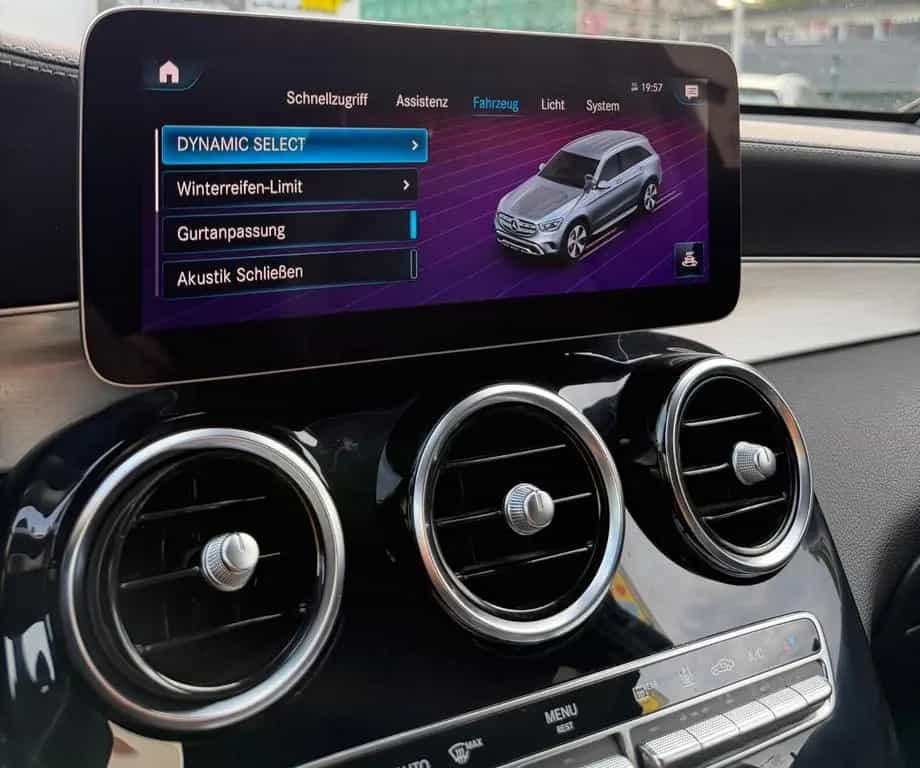 Mercedes-Benz GLC 220 d 4Matic *1Hand*MwSt*Kamera* 10/2019-photo-18
