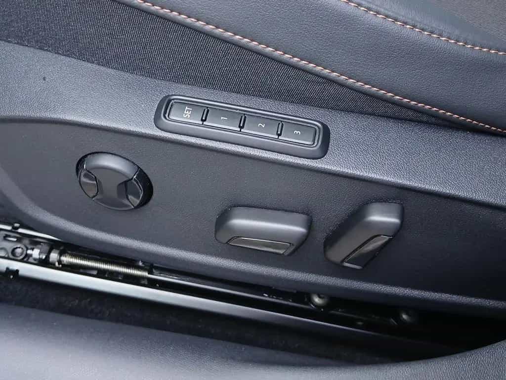 Cupra Formentor 1.5 TSI*PDC*LED*SHZ*APP*KEYLESS* 06/2023-photo-17