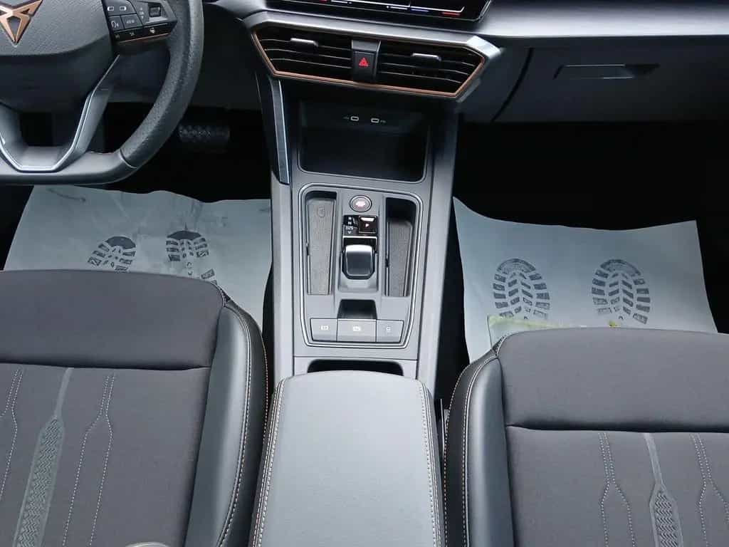Cupra Formentor 1.5 TSI*PDC*LED*SHZ*APP*KEYLESS* 06/2023-photo-8