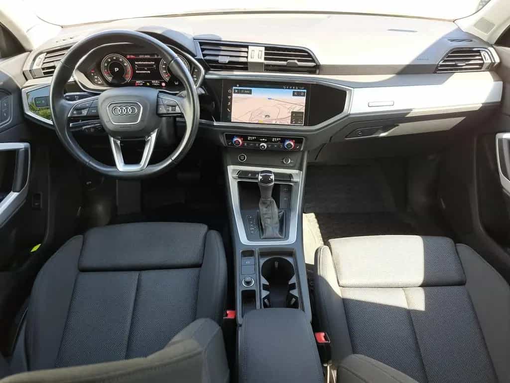 Audi Q3 35 TFSI S tronic PANO NAV APP 19" PDC SHZ 05/2022-photo-13