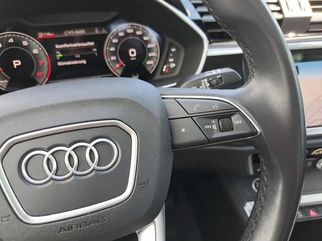 Audi Q3 35 TFSI S tronic PANO NAV APP 19" PDC SHZ 05/2022-photo-23
