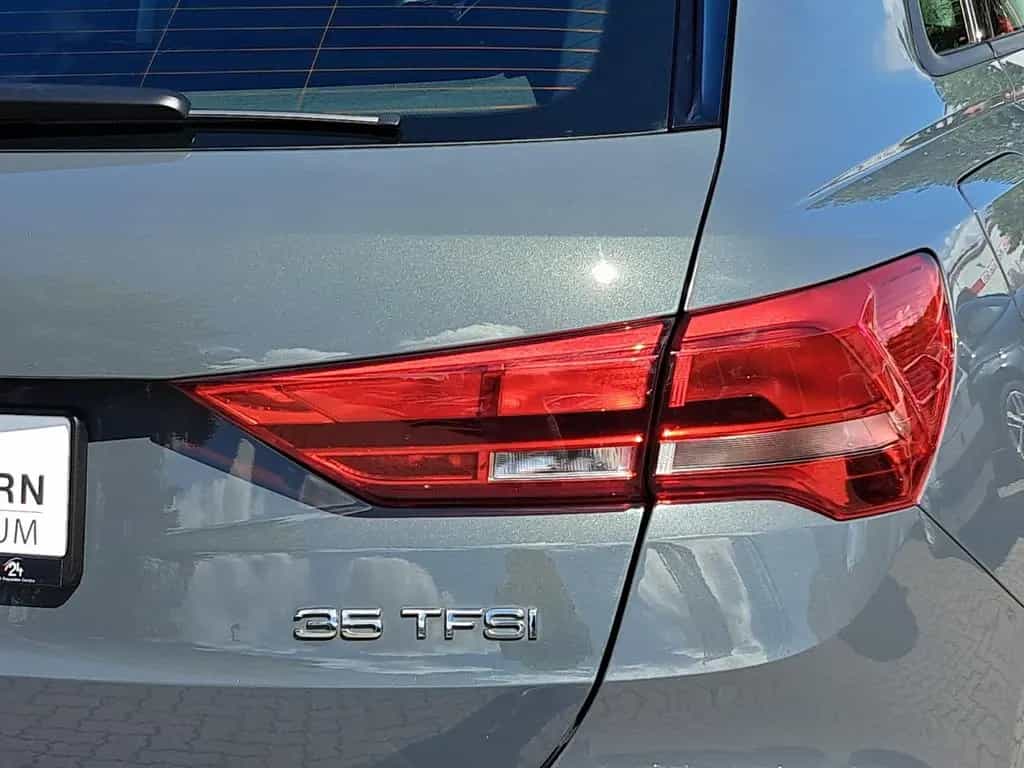 Audi Q3 35 TFSI S tronic PANO NAV APP 19" PDC SHZ 05/2022-photo-26