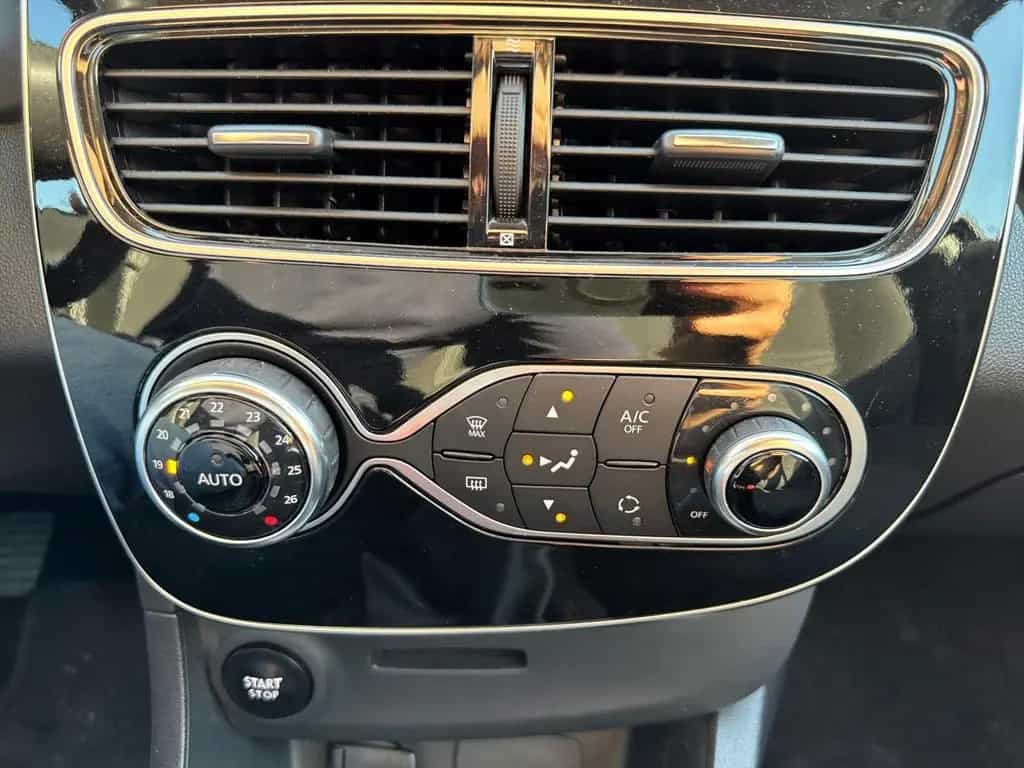 Renault Clio IV 1.2 TCe 120 eco 09/2017-photo-13