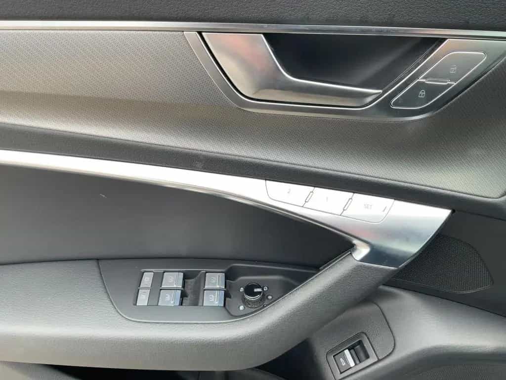 Audi A6 Avant 45 TDI S-TR QU SPORT LED+NAV+ACC+AHK 05/2021-photo-16