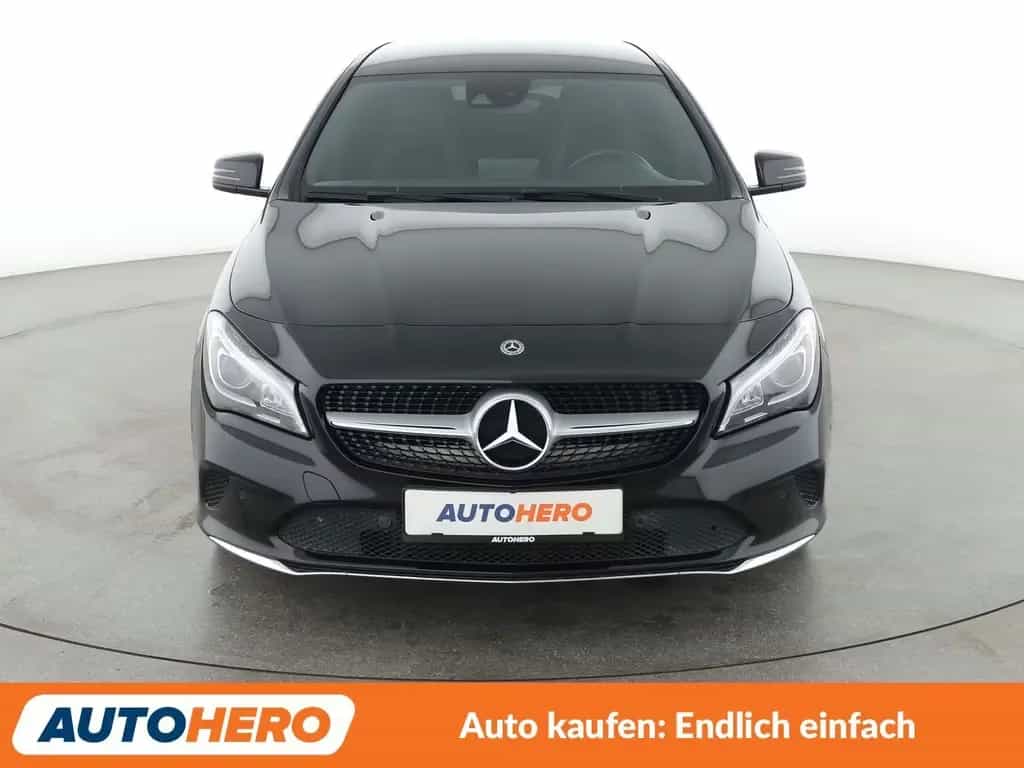 Mercedes-Benz CLA 200 Shooting Brake Urban*NAV*LED*TEMPO*SHZ* 11/2018-photo-8