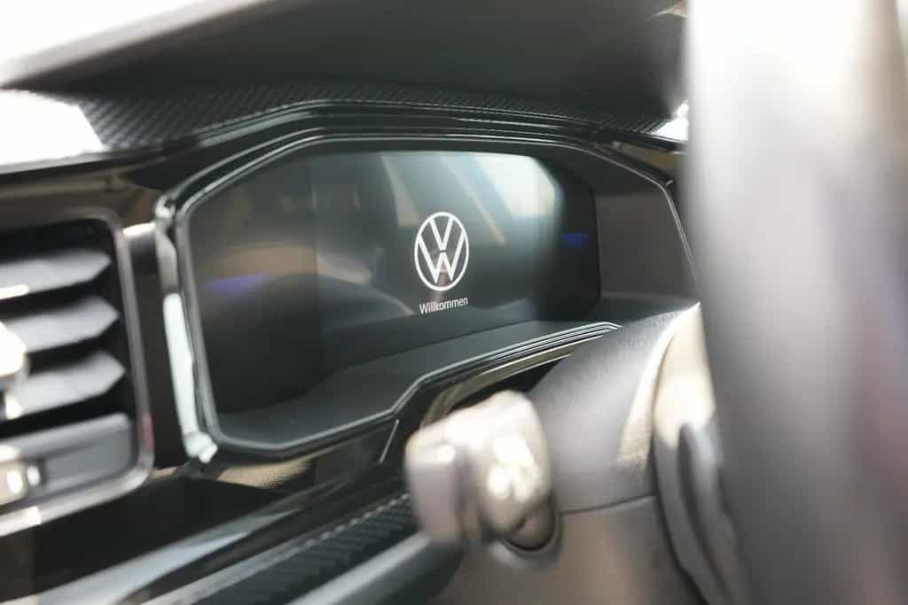 Volkswagen Taigo Life 115PS DSG LED ACC KAMARA KEYLESS GO 05/2025-photo-11