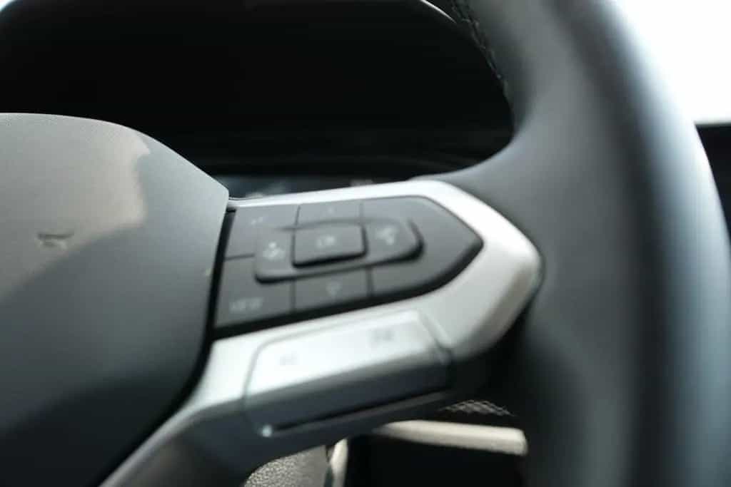 Volkswagen Taigo Life 115PS DSG LED ACC KAMARA KEYLESS GO 05/2025-photo-17