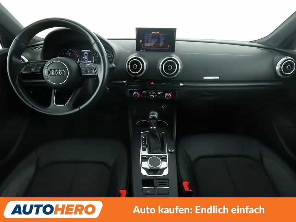 Audi A3 Limousine 1.6 TDI Design Aut.*NAVI*XENON*PDC* 06/2019-photo-11