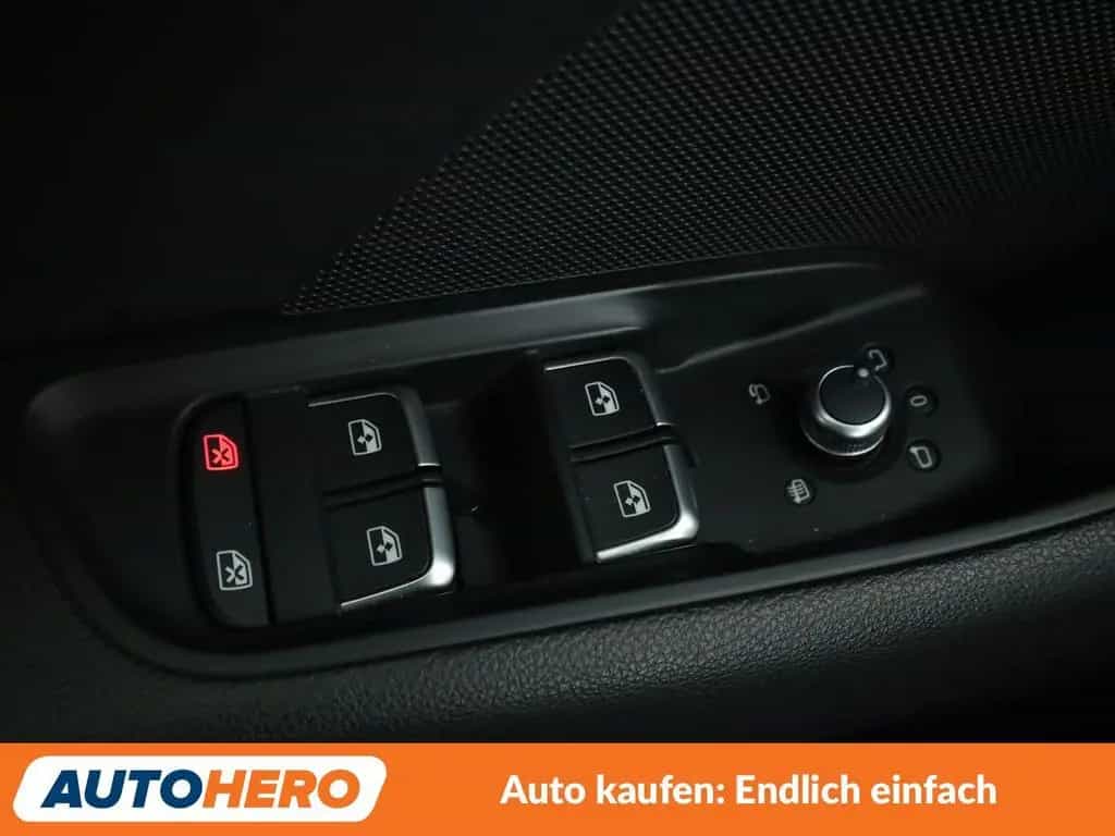 Audi A3 Limousine 1.6 TDI Design Aut.*NAVI*XENON*PDC* 06/2019-photo-33