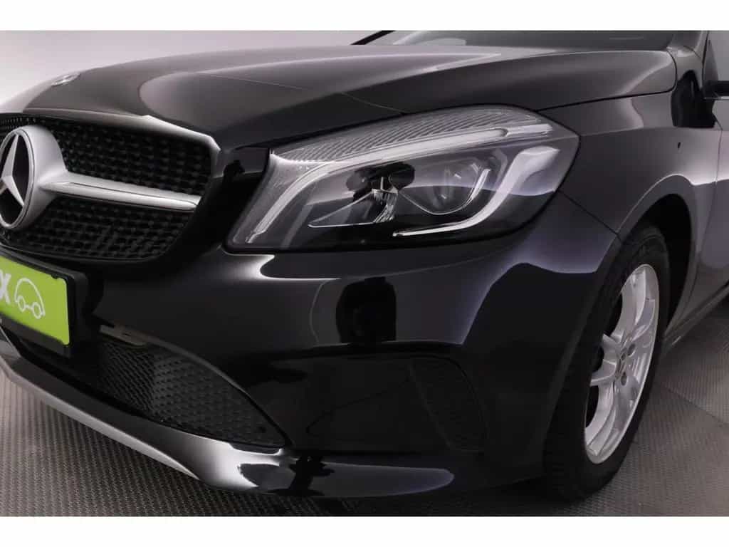 Mercedes-Benz A 200 7G-DCT Urban+LED+NAVI+TEMPO+PDC+KLIMA 12/2017-photo-19