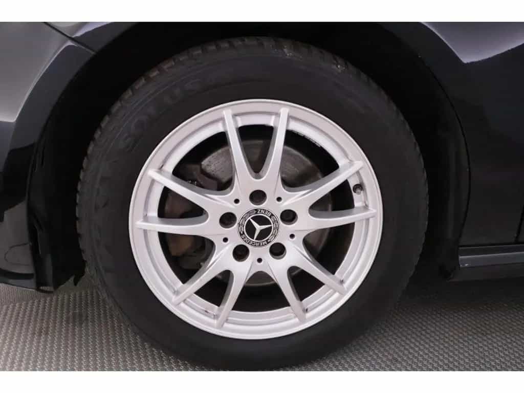 Mercedes-Benz A 200 7G-DCT Urban+LED+NAVI+TEMPO+PDC+KLIMA 12/2017-photo-21
