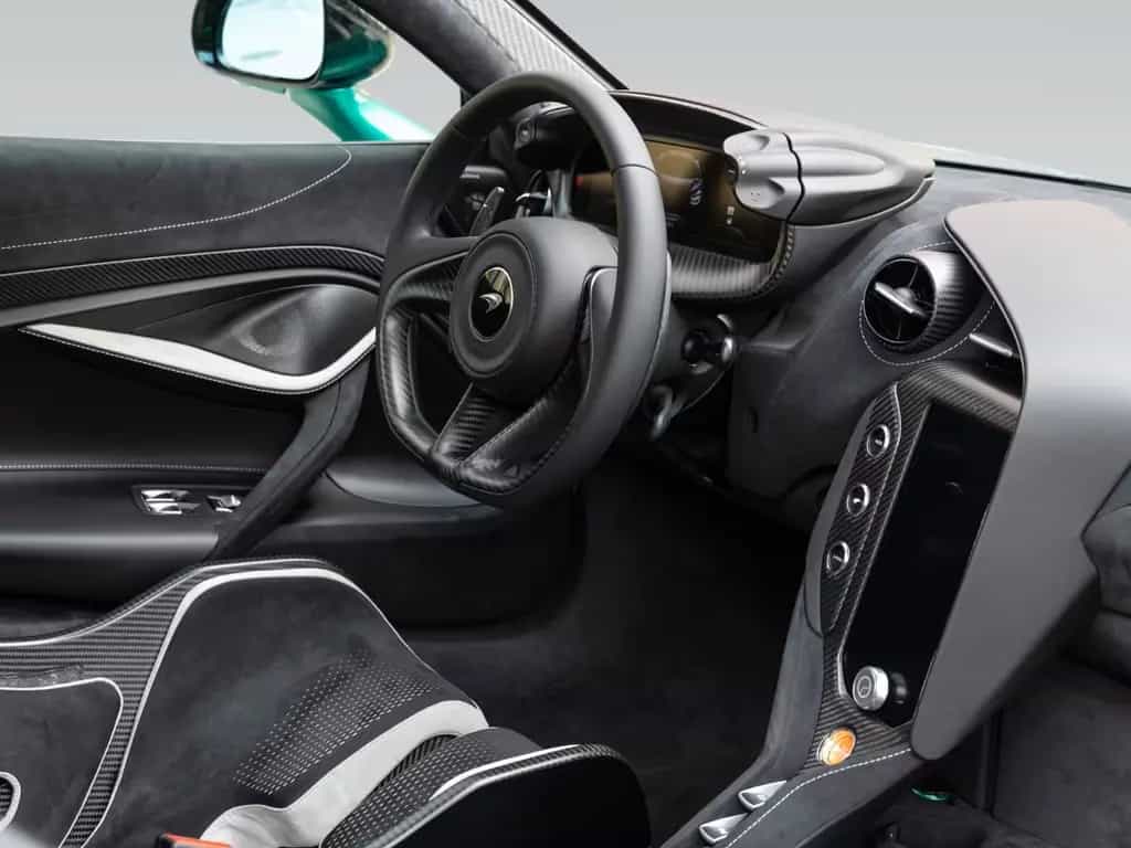 McLaren 750S Coupé null-photo-16