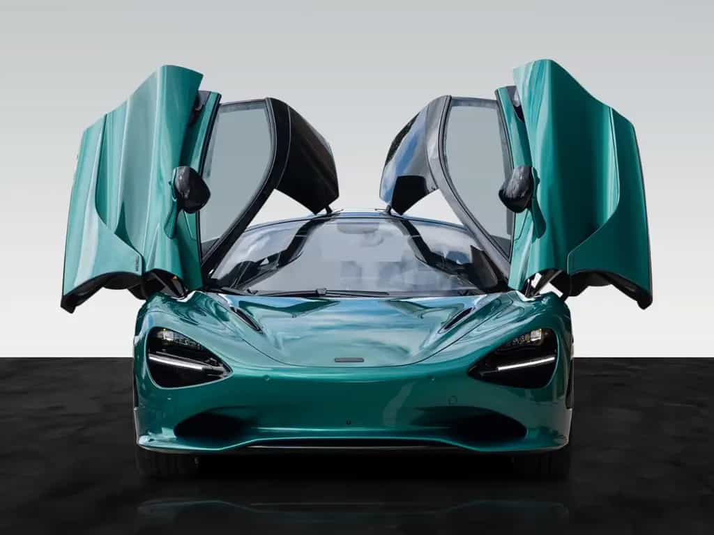 McLaren 750S Coupé null-photo-2