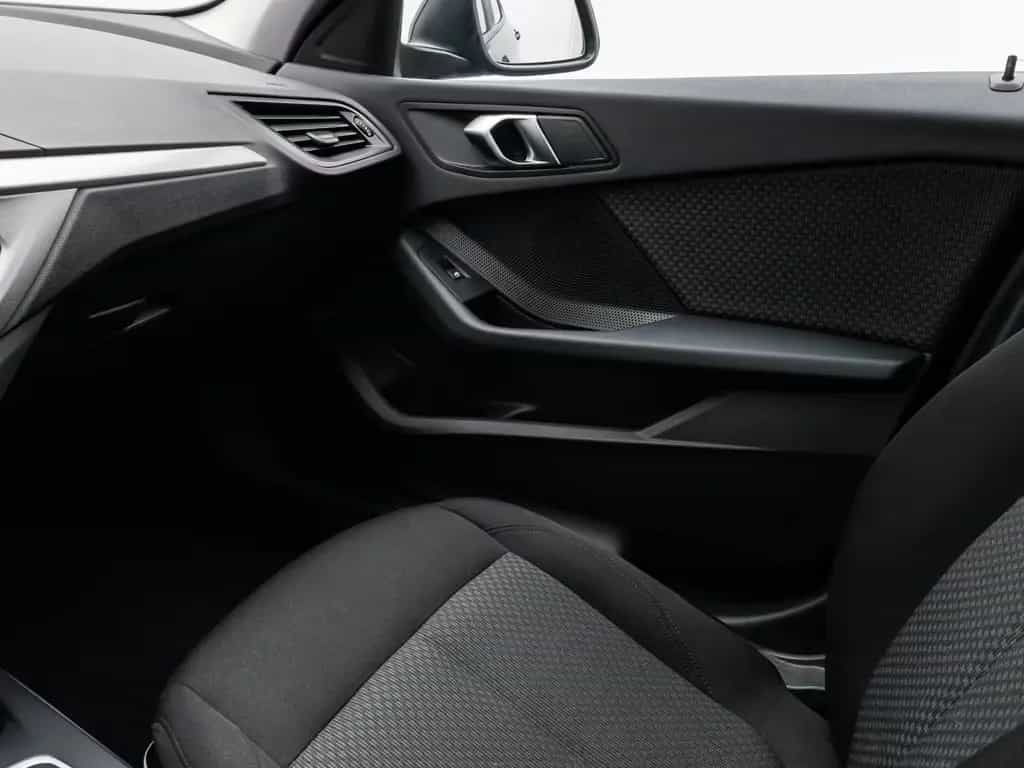 BMW 118 i Kamera DAB CockPitPro Geschwindigkeitsr LED 03/2023-photo-29