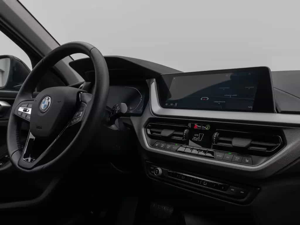 BMW 118 i Kamera DAB CockPitPro Geschwindigkeitsr LED 03/2023-photo-33