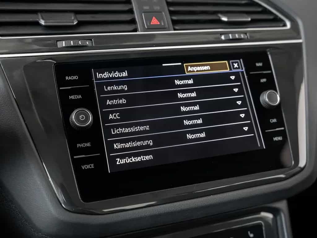 Volkswagen Tiguan Elegance Elegance 2.0 TSI OPF 4MOTION 140 04/2023-photo-16