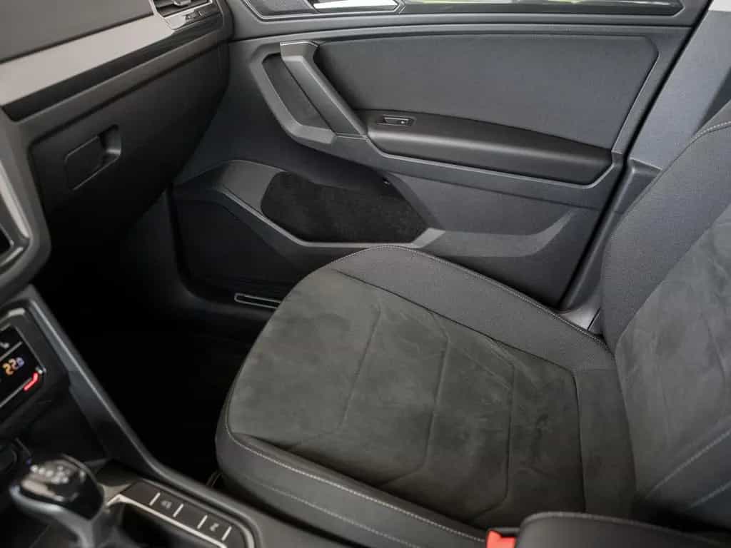 Volkswagen Tiguan Elegance Elegance 2.0 TSI OPF 4MOTION 140 04/2023-photo-19