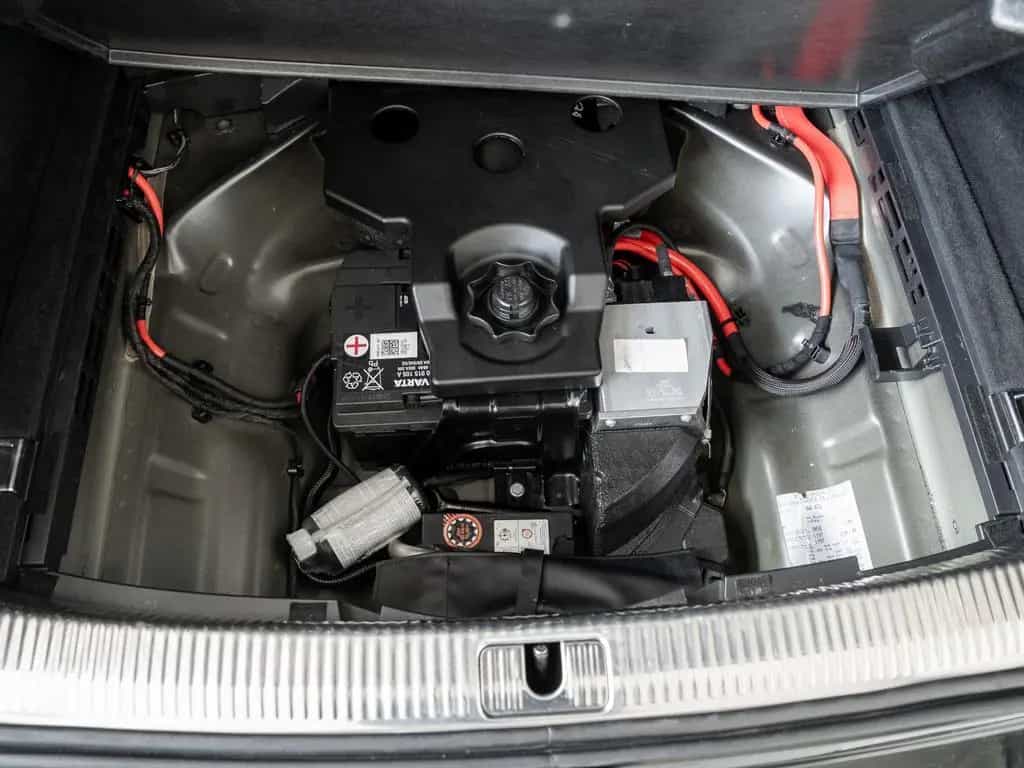 Audi A4 Avant 35 TFSI 110(150) S tronic Navi el.Heck 09/2022-photo-28
