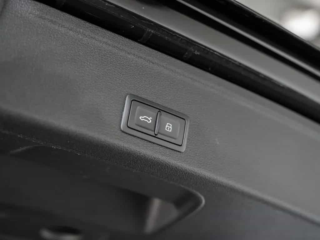 Audi A4 Avant 35 TFSI 110(150) S tronic Navi el.Heck 09/2022-photo-29