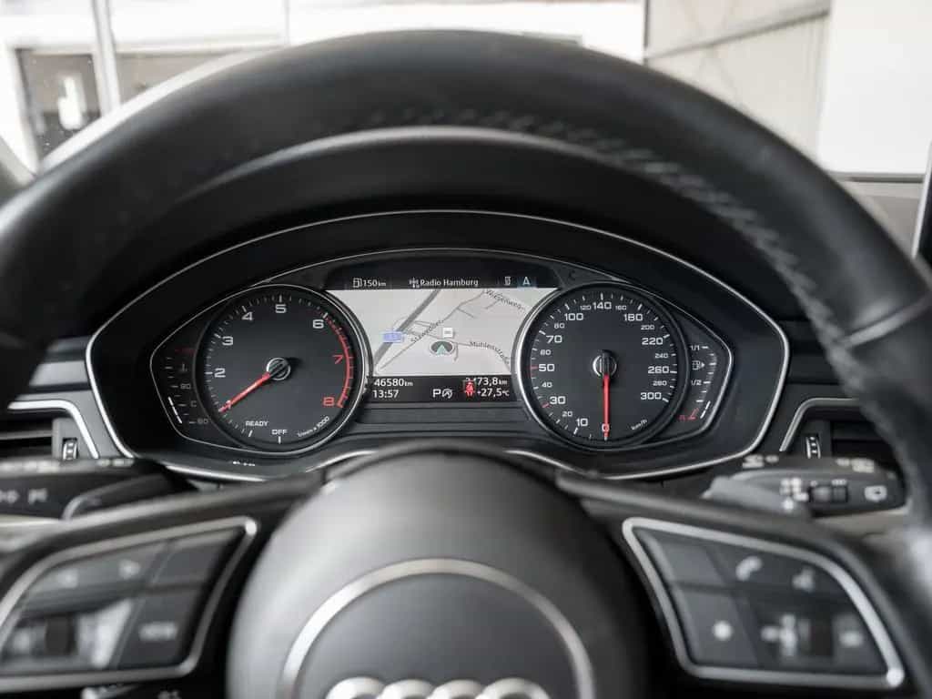 Audi A4 Avant 35 TFSI 110(150) S tronic Navi el.Heck 09/2022-photo-19