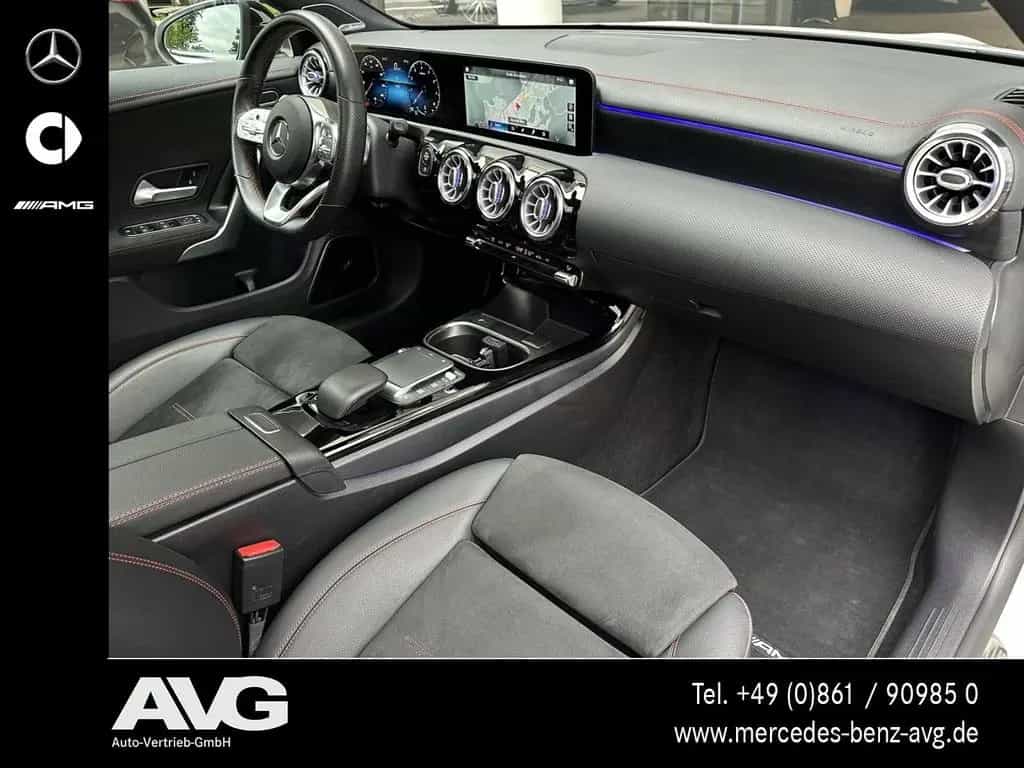 Mercedes-Benz CLA 200 AMG Pano Night Burm 360° 19" Distr Rkam 09/2020-photo-11