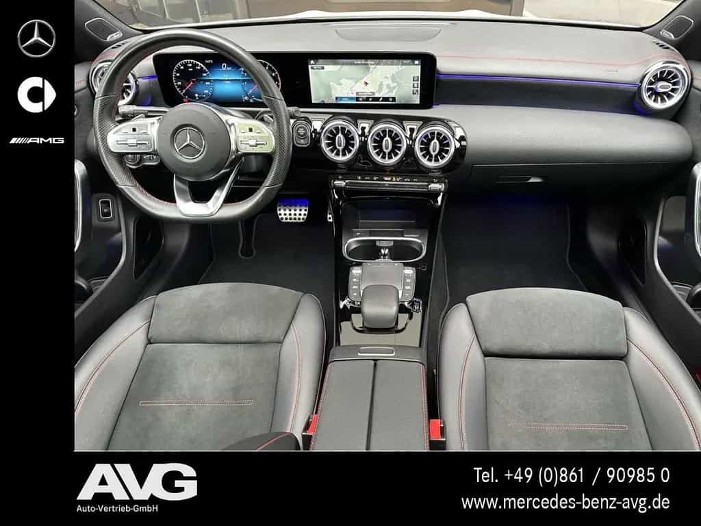 Mercedes-Benz CLA 200 AMG Pano Night Burm 360° 19" Distr Rkam 09/2020-photo-12