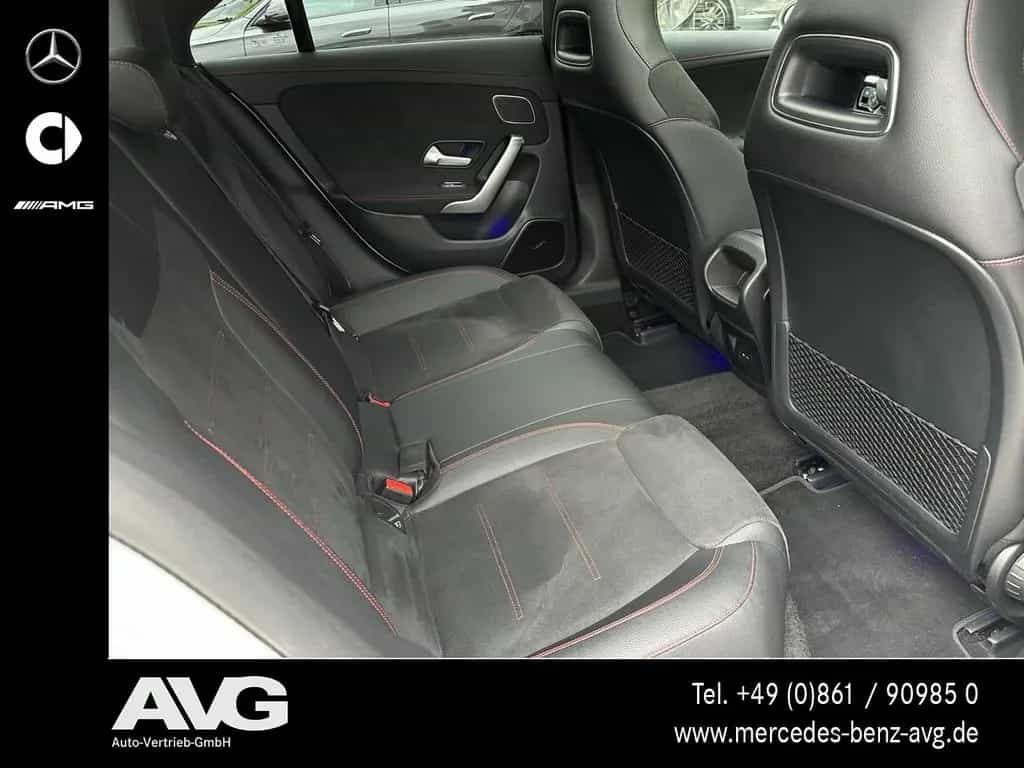 Mercedes-Benz CLA 200 AMG Pano Night Burm 360° 19" Distr Rkam 09/2020-photo-14