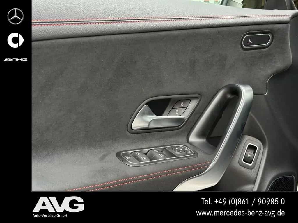 Mercedes-Benz CLA 200 AMG Pano Night Burm 360° 19" Distr Rkam 09/2020-photo-17