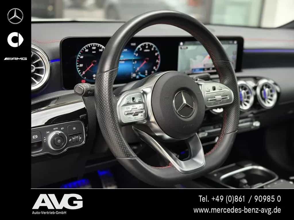 Mercedes-Benz CLA 200 AMG Pano Night Burm 360° 19" Distr Rkam 09/2020-photo-23