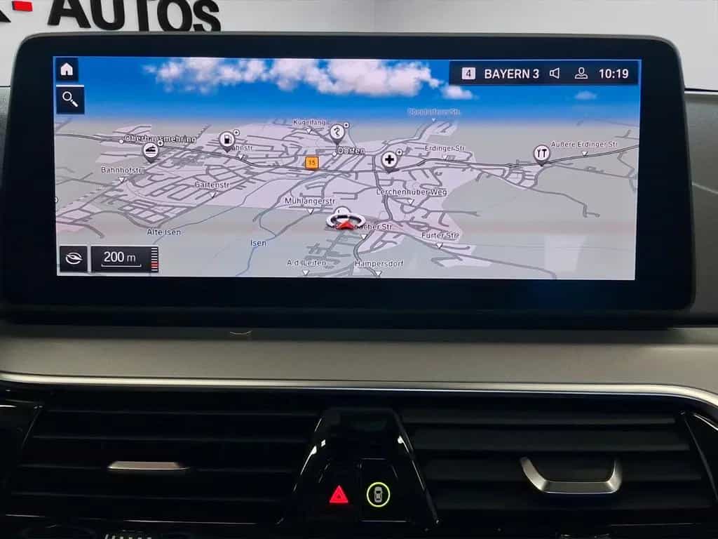 BMW 520 d Touring xDrive,Navi,LED,Leder,ACC,Pano,AHK 04/2021-photo-17