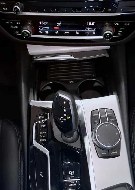 BMW 520 d Touring xDrive,Navi,LED,Leder,ACC,Pano,AHK 04/2021-photo-20