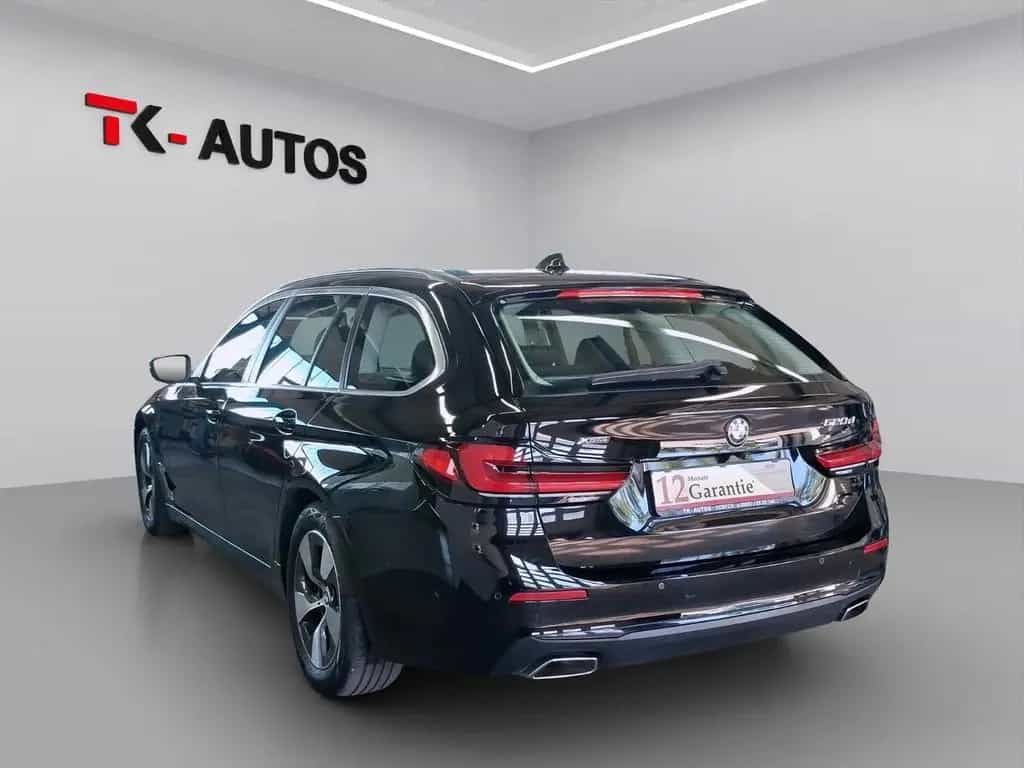 BMW 520 d Touring xDrive,Navi,LED,Leder,ACC,Pano,AHK 04/2021-photo-5