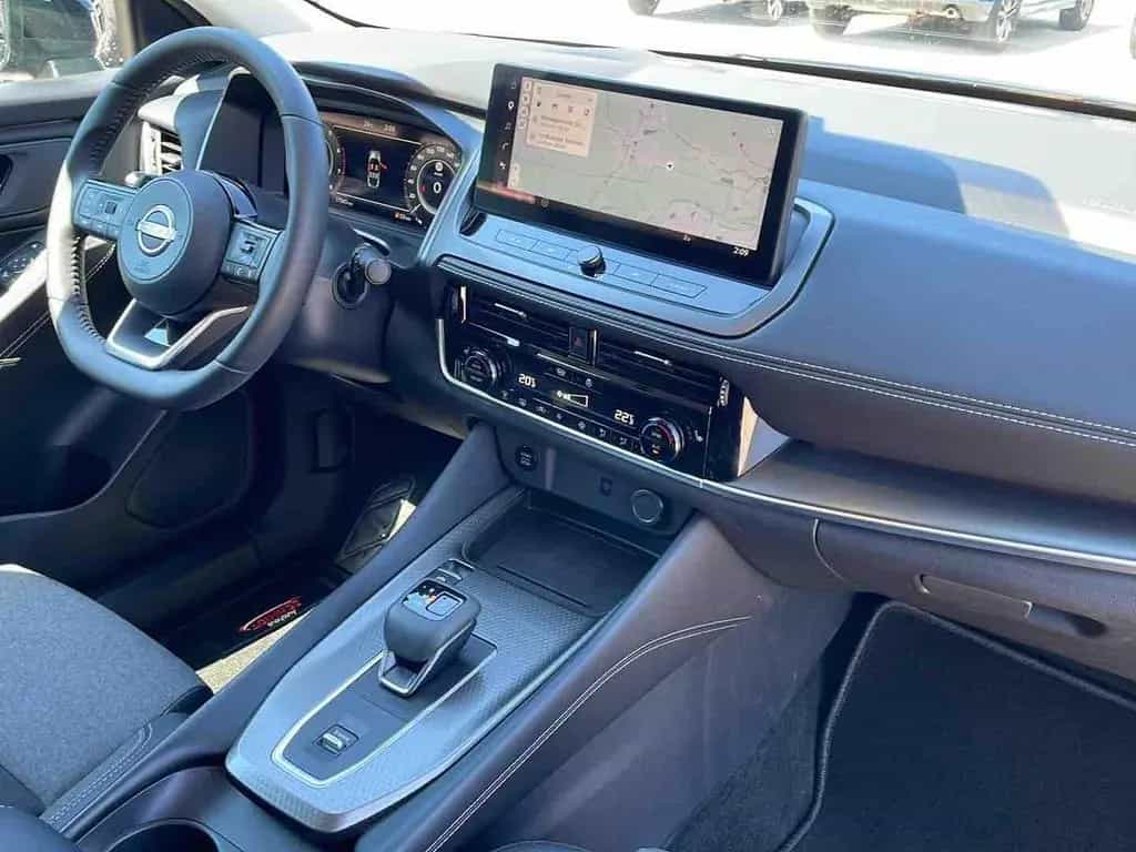 Nissan Qashqai 1.3 DIG-T XTronic N-Connecta Panorama/Wi 10/2025-photo-18