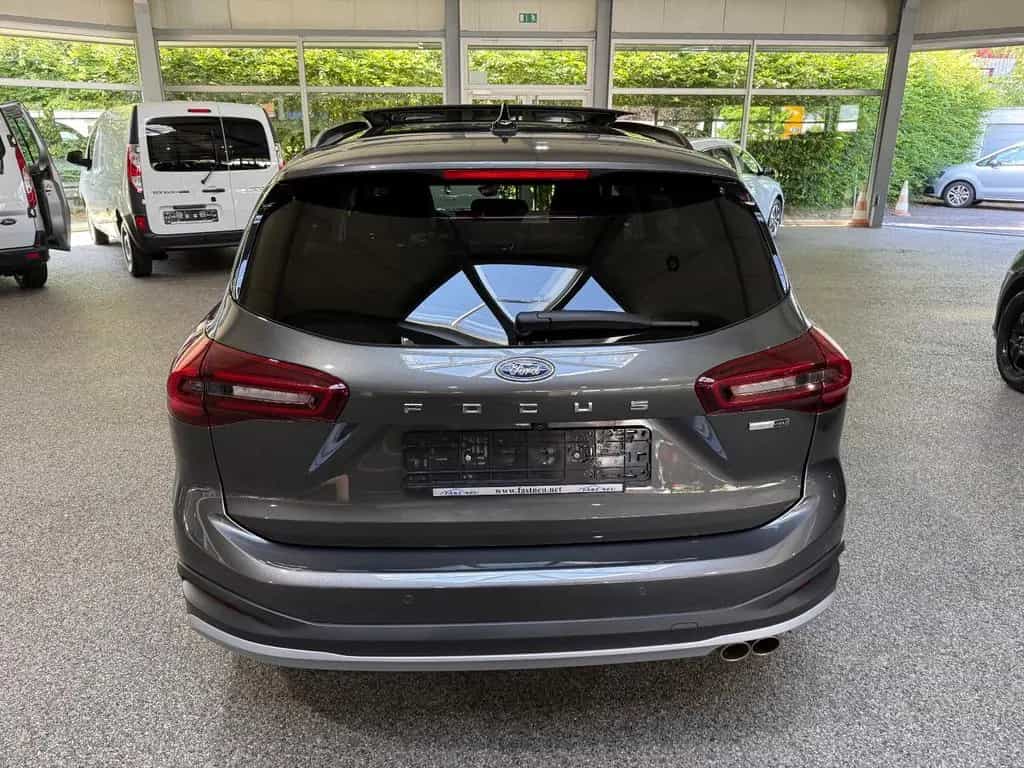 Ford Focus Tur 1.0i ActiveX Matrix LED Pano AHK ACC 02/2023-photo-7