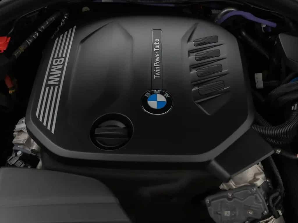 BMW 320 d xD Sport Line Kamera Laser HiFi AHK Komfort 07/2022-photo-14