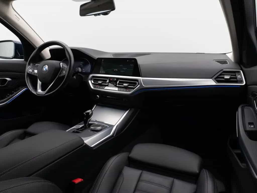 BMW 320 d xD Sport Line Kamera Laser HiFi AHK Komfort 07/2022-photo-39