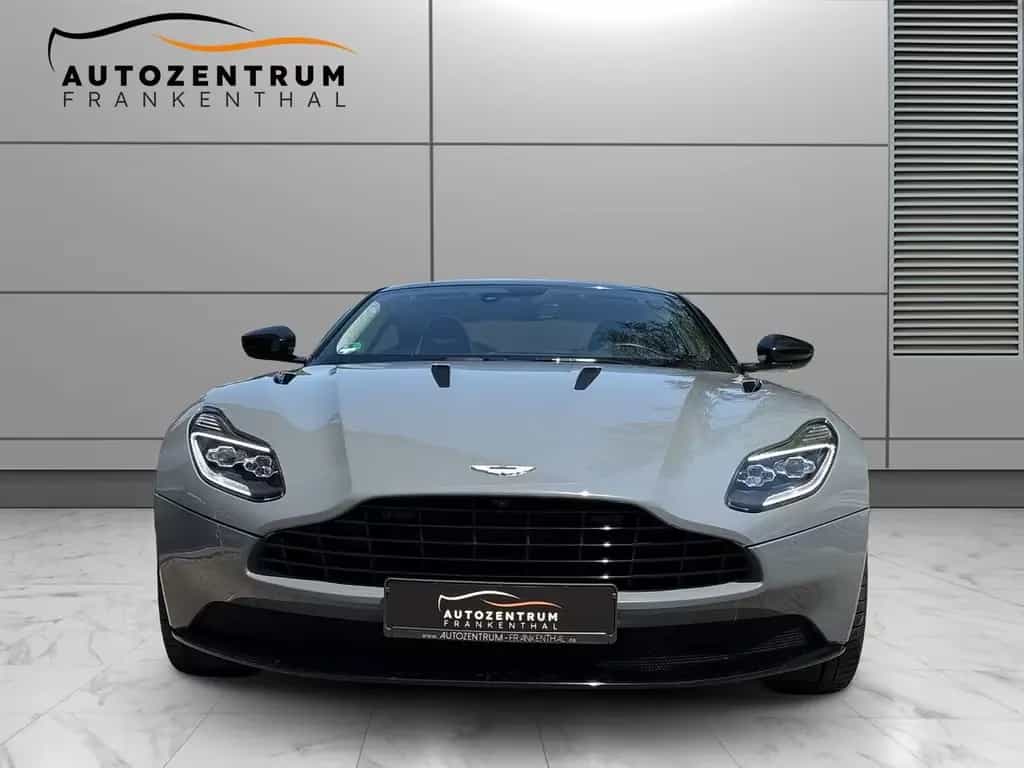 Aston Martin DB11 V12 LAUN. EDI. FOLIERT AMR UPGRADE B&O 12/2016-photo-1