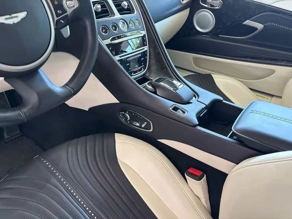 Aston Martin DB11 V12 LAUN. EDI. FOLIERT AMR UPGRADE B&O 12/2016-photo-26