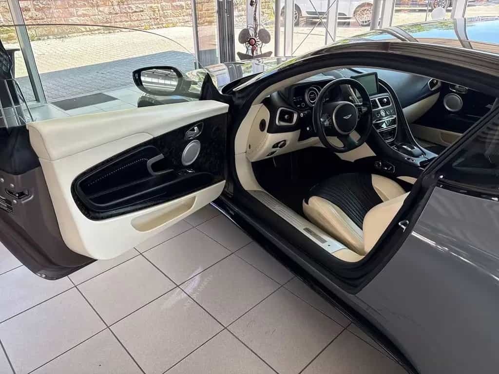 Aston Martin DB11 V12 LAUN. EDI. FOLIERT AMR UPGRADE B&O 12/2016-photo-4