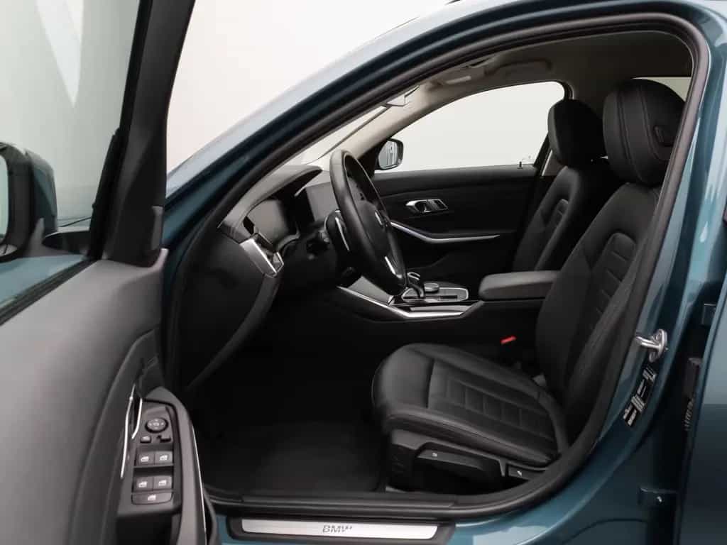 BMW 320 d Luxury Line Kamera HUD DAB HiFi Komfort LED 04/2021-photo-19
